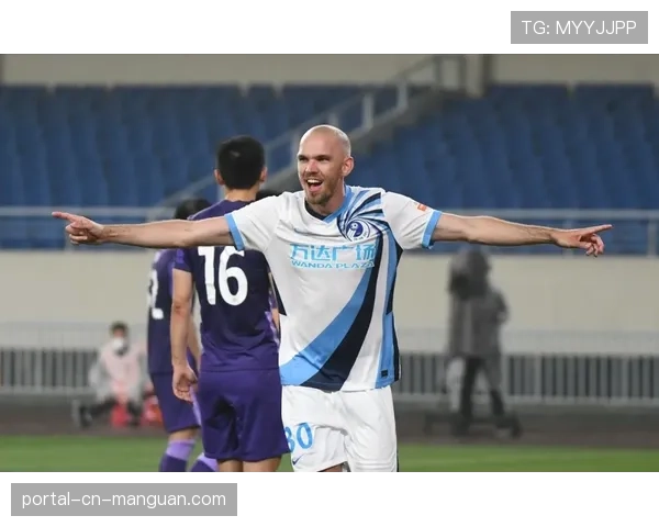 “对比分析：为何巴萨的定位球进球多来自角球，而皇马更多来自直接任意球？”